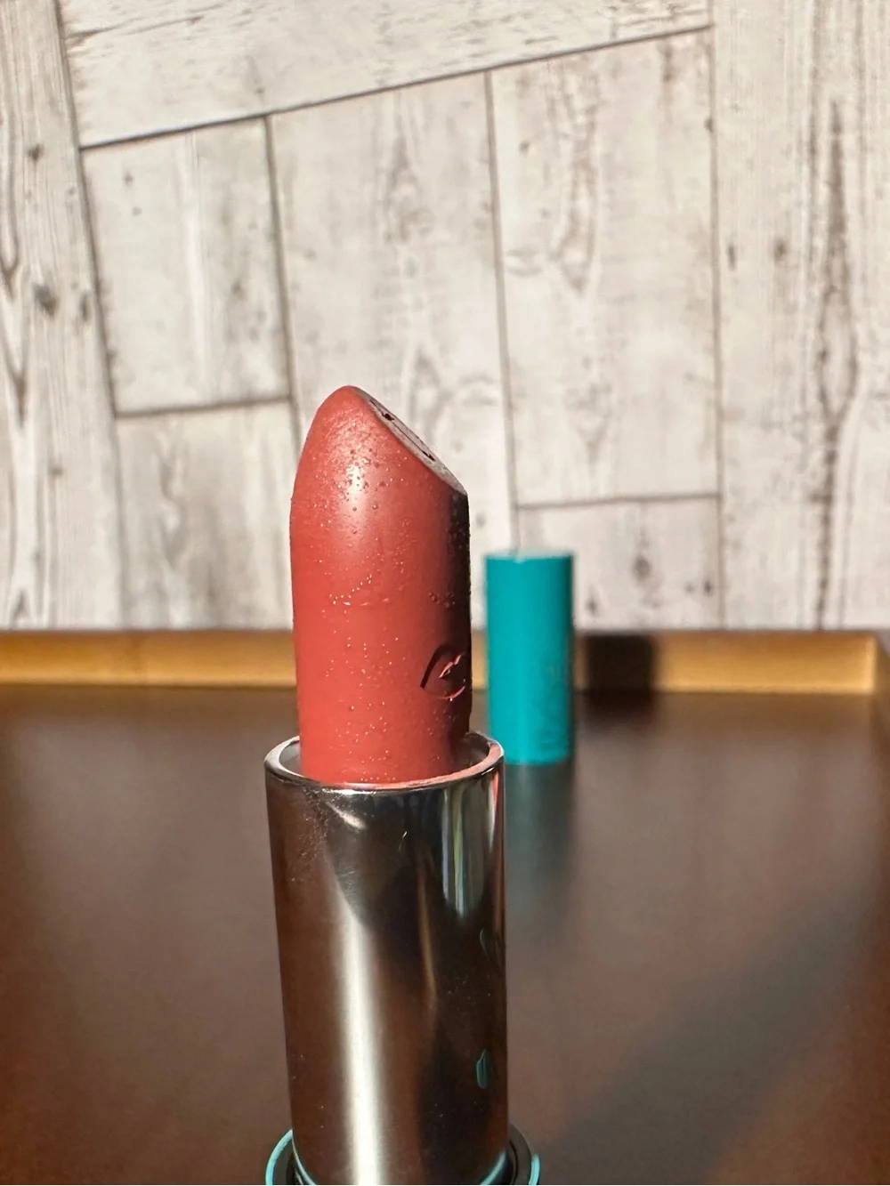 *Flaw* Thrive Causemetics Headliner Lipstick AQUILA Warm Rose Mauve 0.13